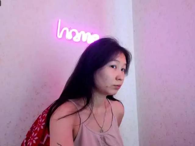ElliMilka from BongaCams