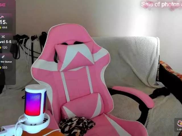 ElliMilka webcams show profile image 