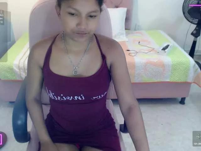 elly-willis from BongaCams