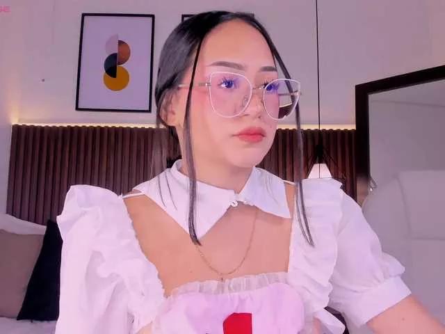 Emma-white from BongaCams