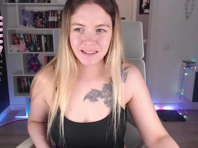 EmmaBryan from BongaCams