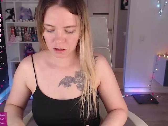 EmmaBryan from BongaCams