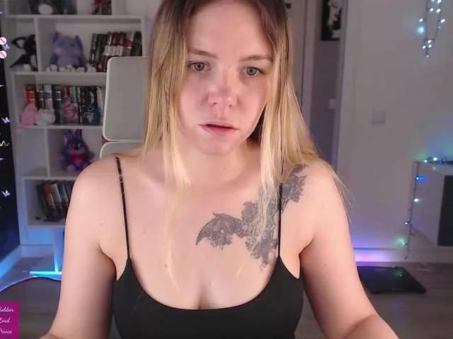EmmaBryan from BongaCams