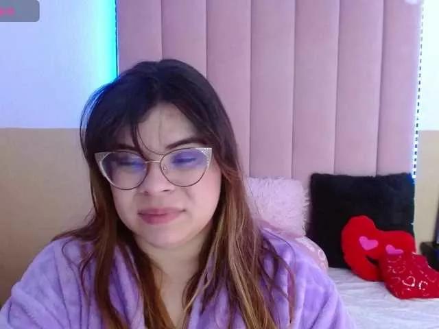 EmmaCoxx21 from BongaCams