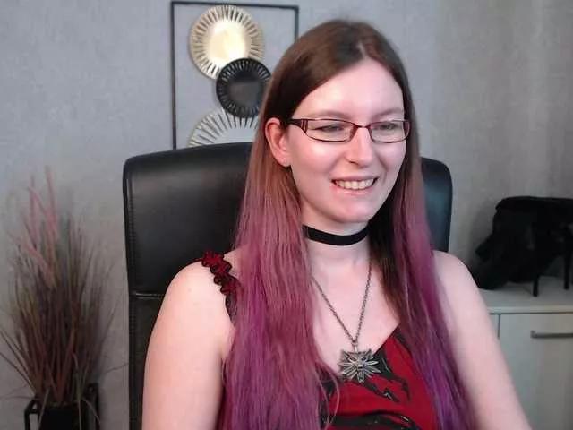 EmmaHeart from BongaCams