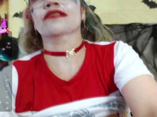 Esmeralda-Oik from BongaCams