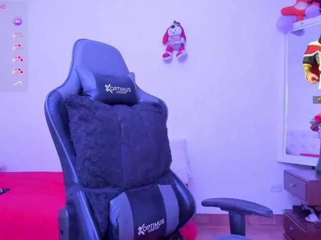 esmeraldamilf from BongaCams