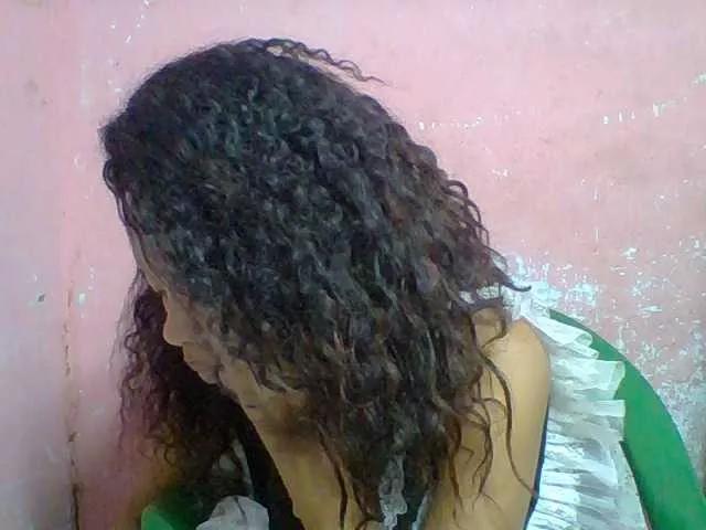 Estelahh from BongaCams
