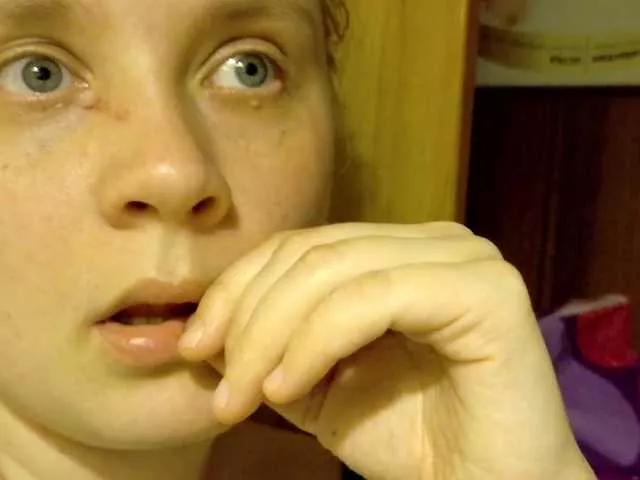 esterjohns from BongaCams