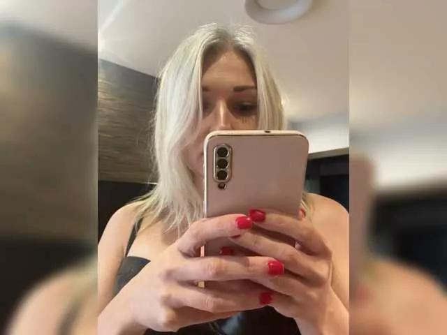 Evalovesroses webcams show profile image 