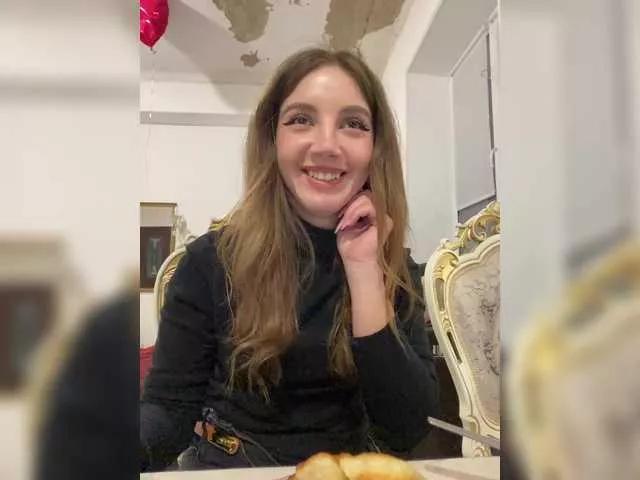 Evelonelfi from BongaCams