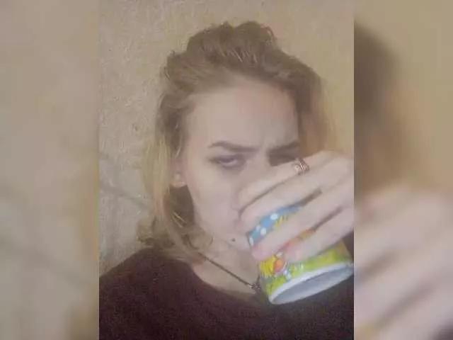 EvelynXKukla from BongaCams