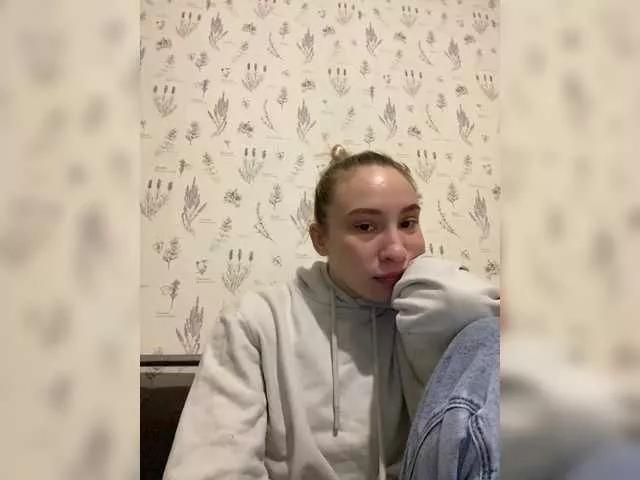 Eyes0ffMe from BongaCams