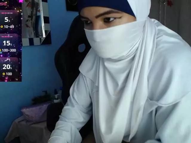 FalakYasin from BongaCams
