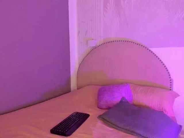 Fallon-1 from BongaCams