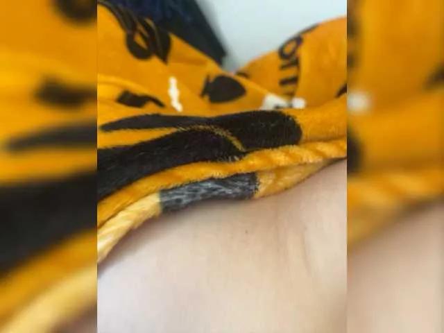 Garrr136 from BongaCams