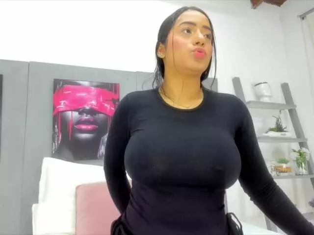 geema from BongaCams