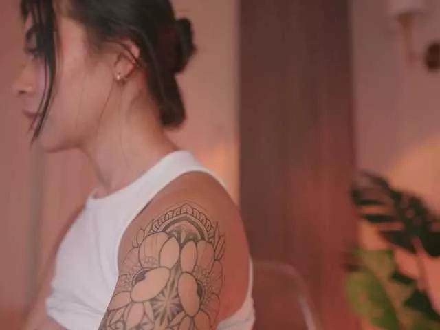 GigiLee from BongaCams