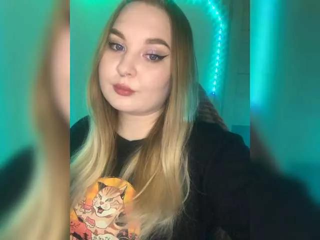 Greeenfriends6969 from BongaCams