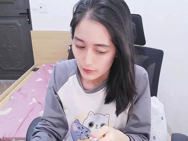 Hana099 from BongaCams