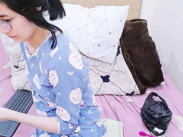 Hana099 from BongaCams