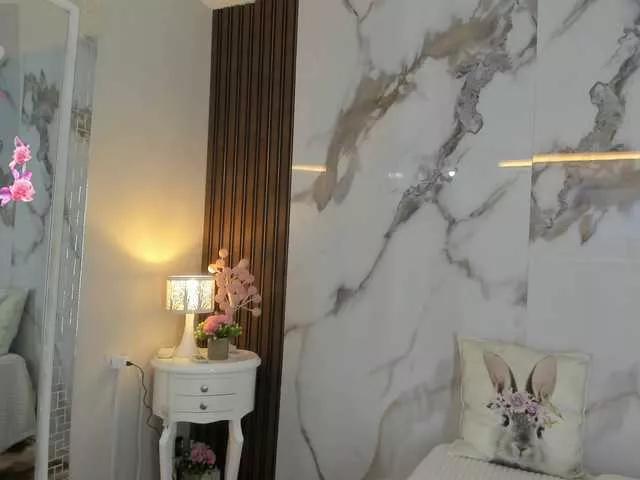 hannahill69 from BongaCams