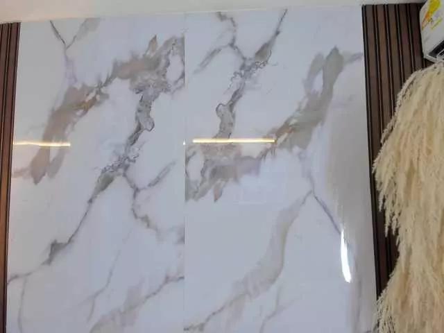 hannahill69 from BongaCams