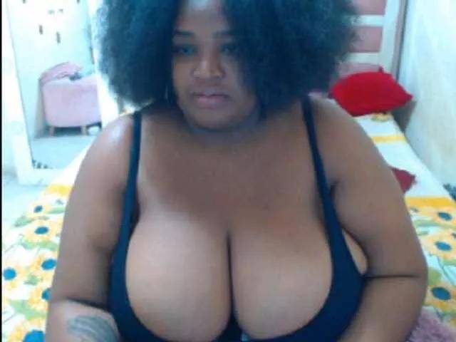 hannai from BongaCams