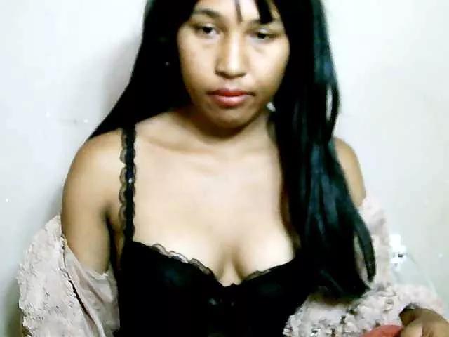 HelenGLOW webcams show profile image 