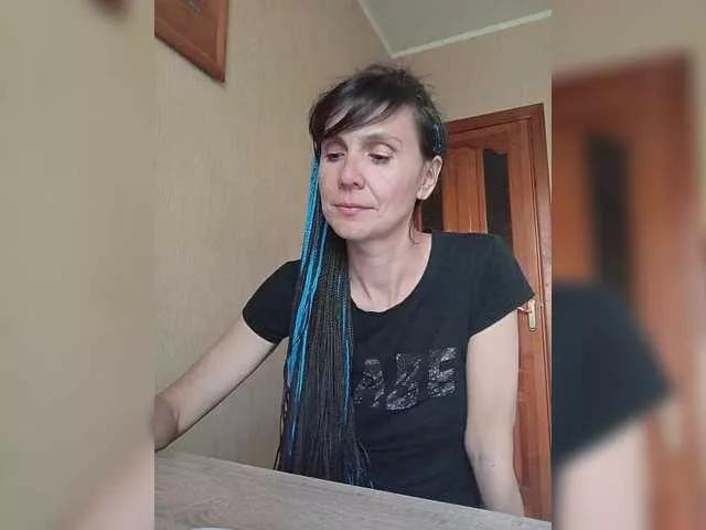 Hellenalonenochka from BongaCams
