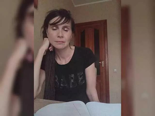Hellenalonenochka from BongaCams