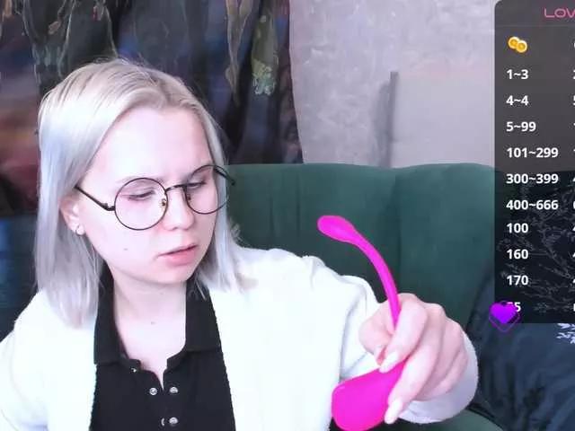 hellfire-club from BongaCams