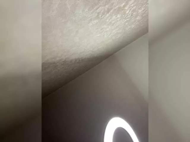 HellMor from BongaCams