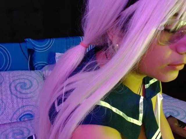 HikaruCalloway webcams show profile image 