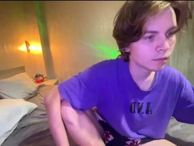 Hikkiii from BongaCams