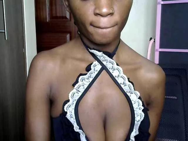 hippyshanice from BongaCams