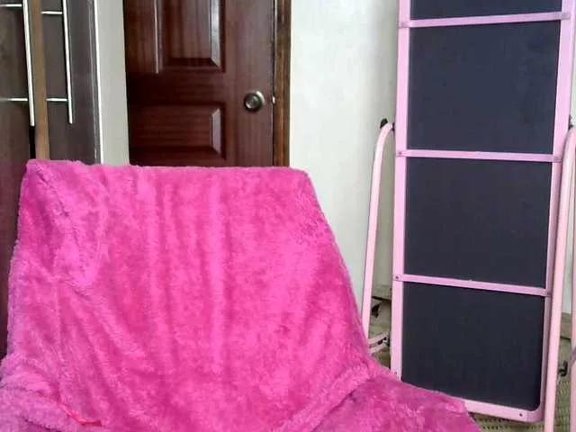 hippyshanice from BongaCams