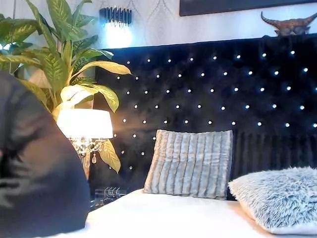InannaIshtar1 from BongaCams