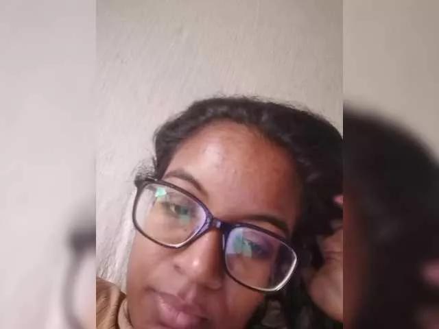 IndianBeaut from BongaCams