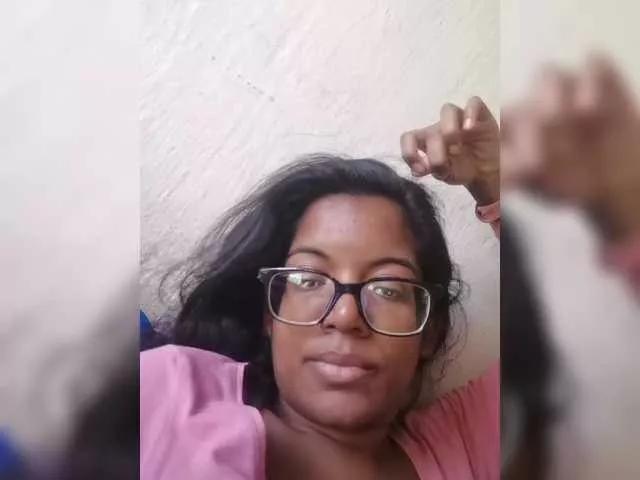 IndianBeaut from BongaCams