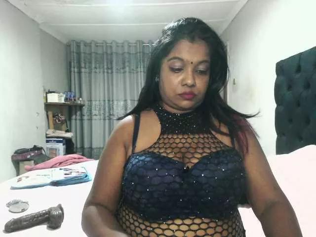 Indianmayaxoxo webcams show profile image 