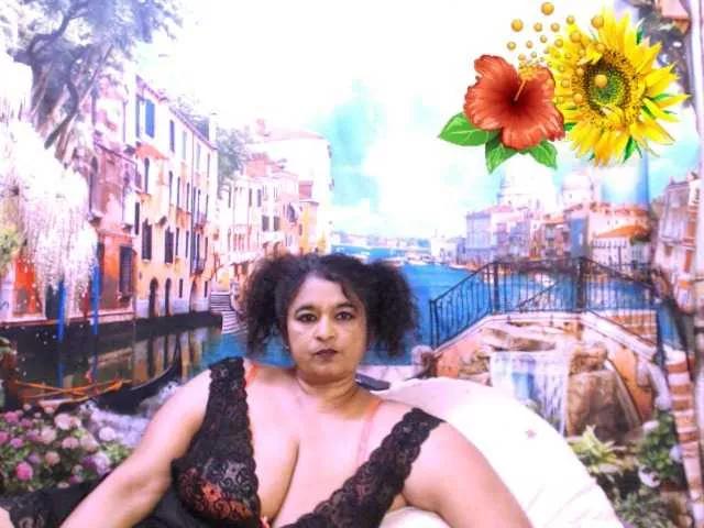 indianstar75 from BongaCams