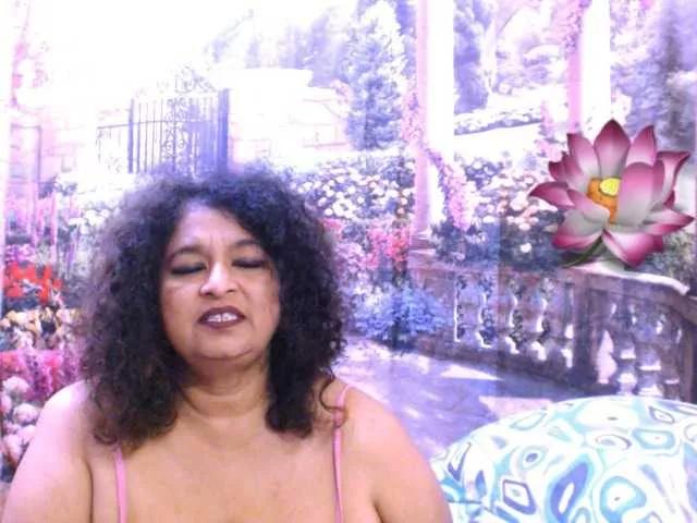 indianstar75 from BongaCams