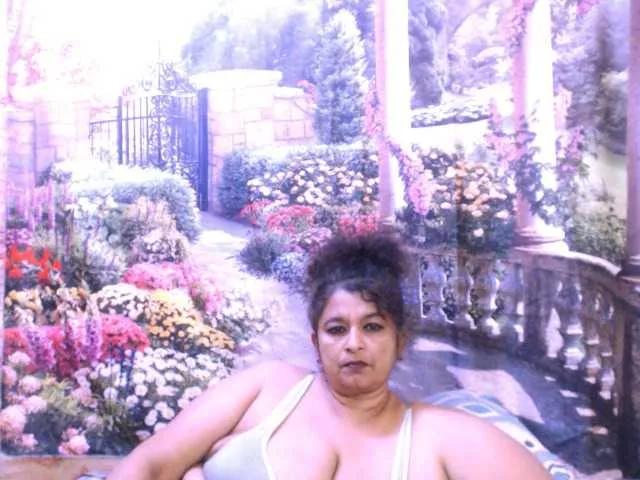 indianstar75 from BongaCams