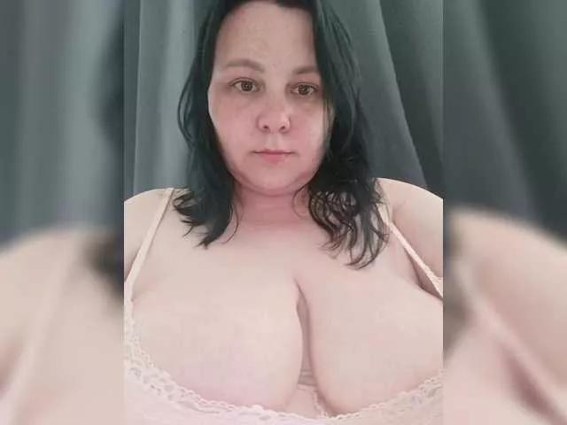 innazimer from BongaCams