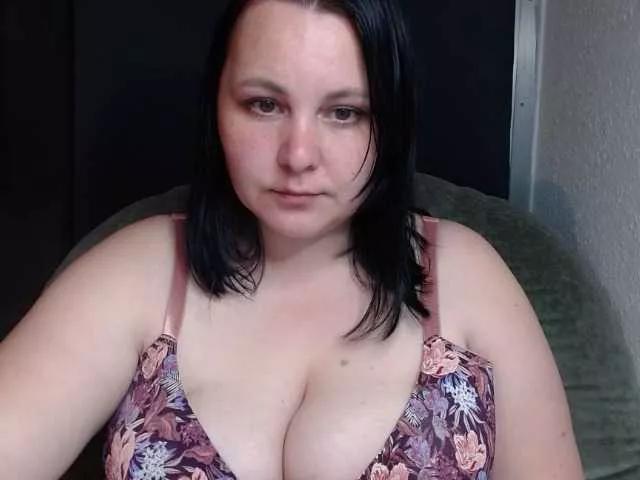 innazimer from BongaCams
