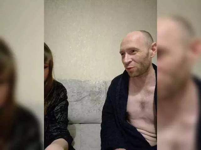 Innokentiy449 from BongaCams