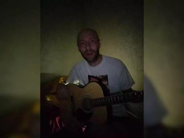 Innokentiy449 from BongaCams