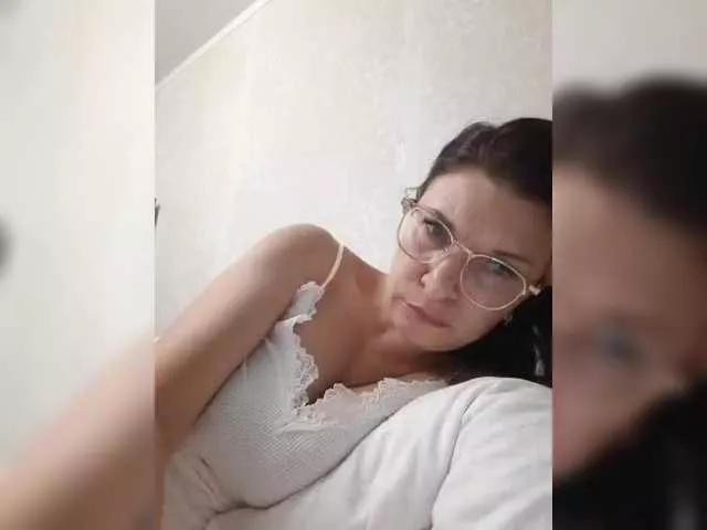 IriskaMai from BongaCams