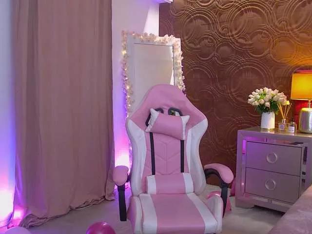 IrisMonn from BongaCams